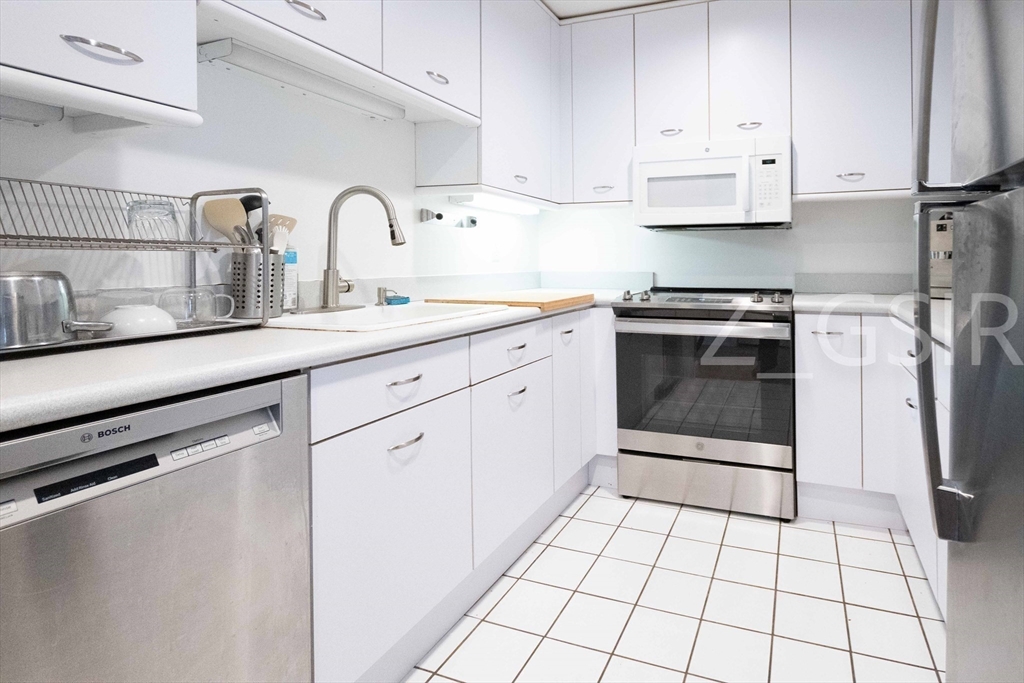 416 Marlborough St, Back Bay