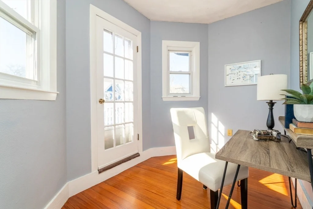 23 Wenham St, Jamaica Plain