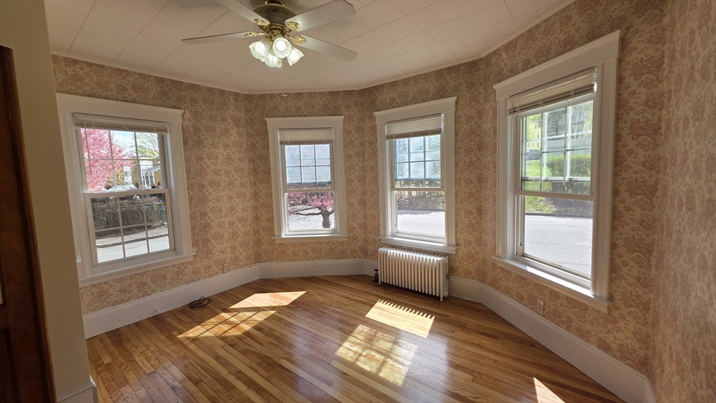 20 Reeves St, Quinsigamond Valley