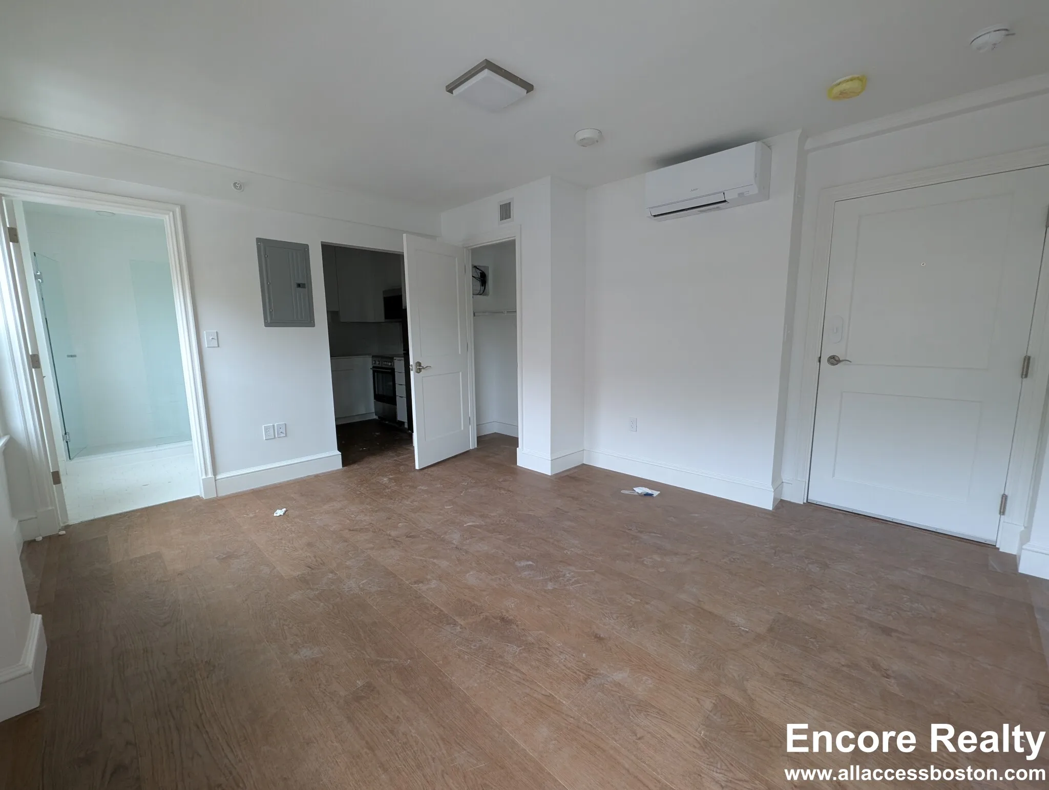 1200 Massachusetts Ave, Riverside