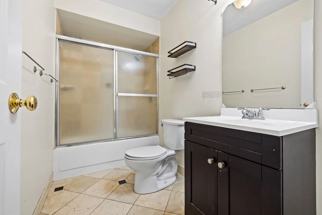 33 Pond, Brookline Village