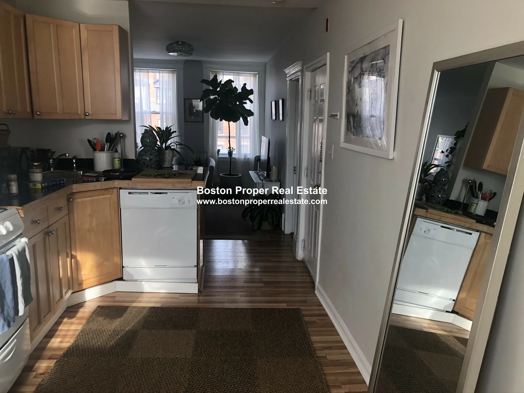 70 Joy St, Beacon Hill