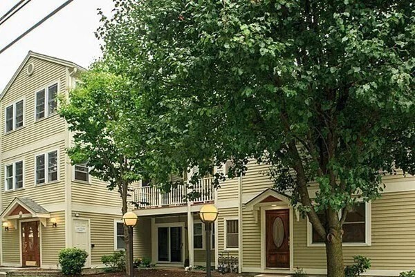 30 Cameron St, Brookline Village