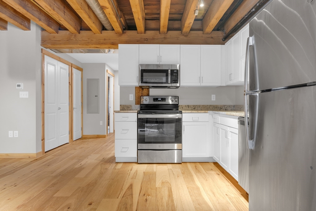 58 13th St, Charlestown