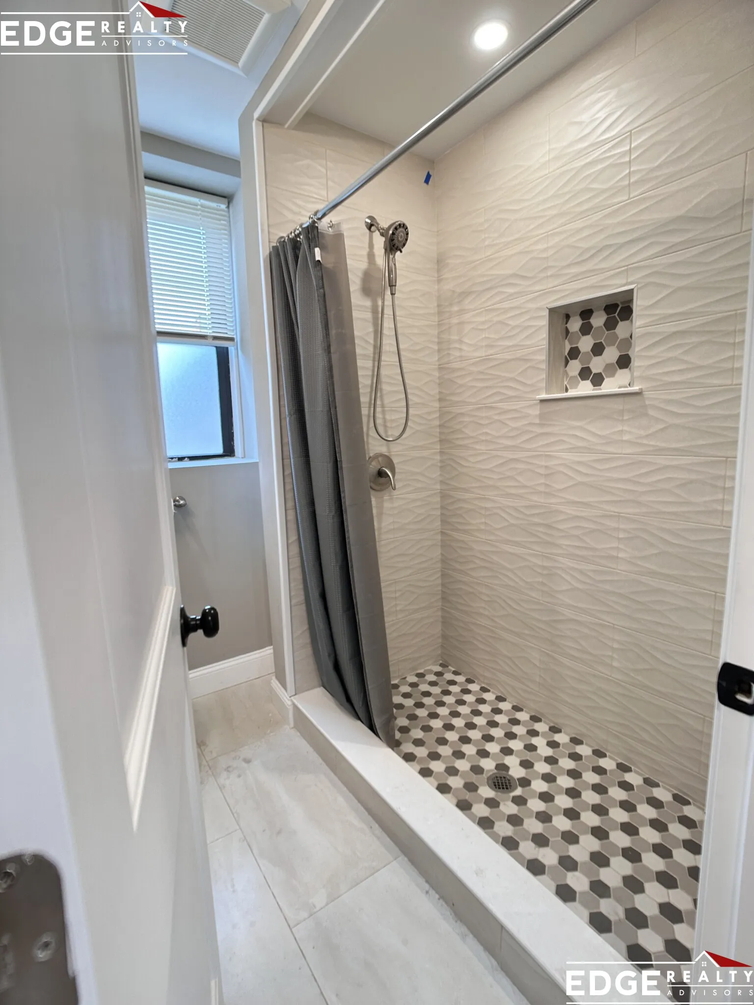 1930 Beacon St, Chestnut Hill