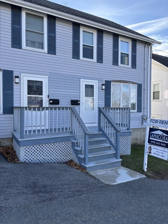 10 Moulton Ct, Beverly