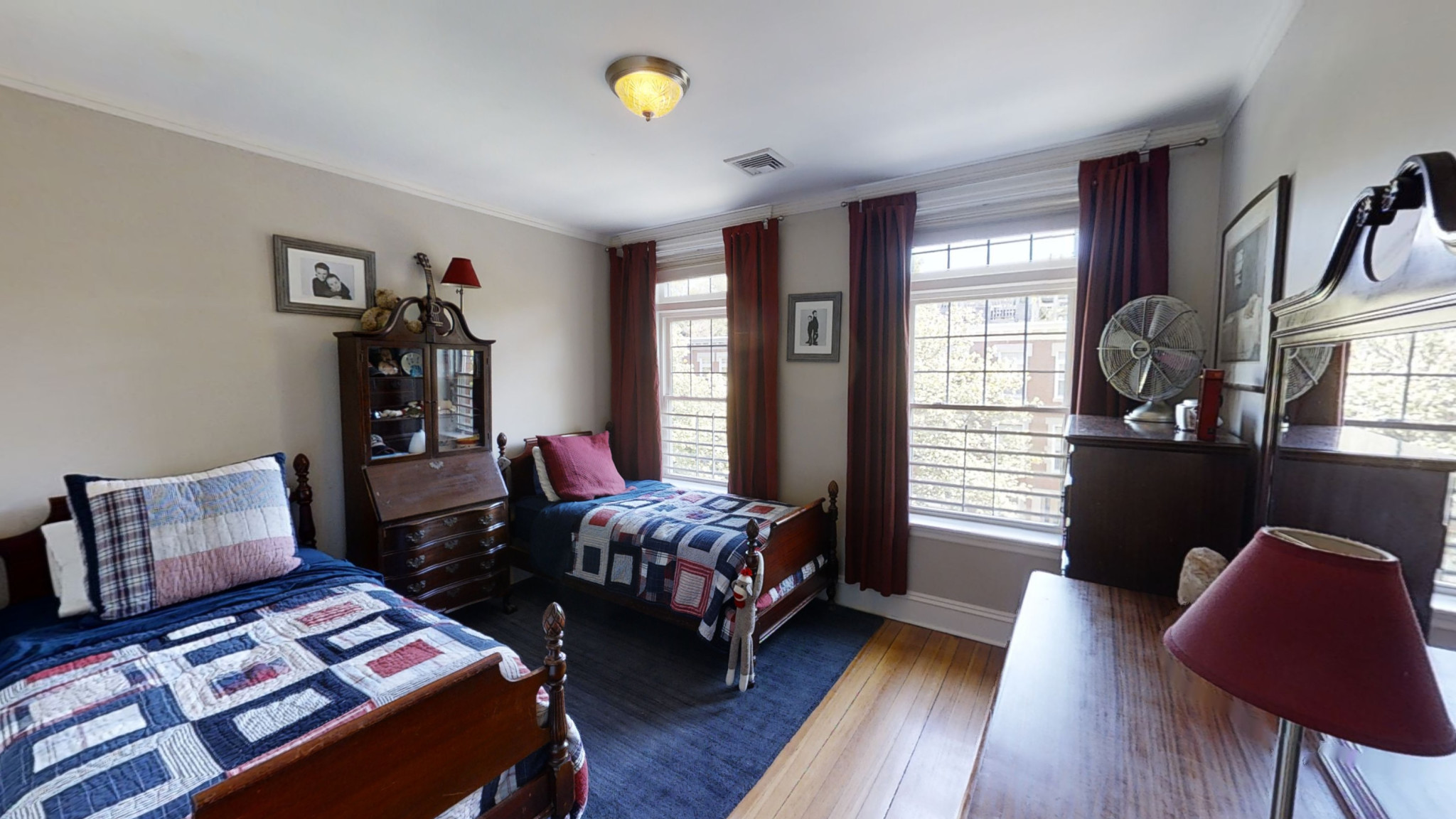 5 Strathmore Rd, Beaconsfield