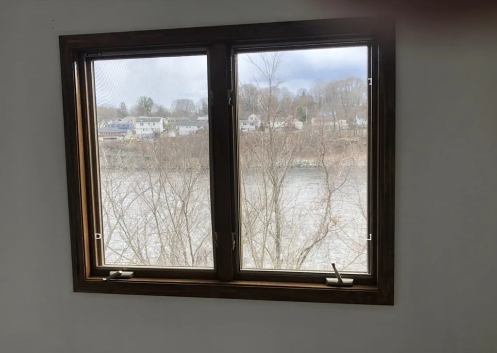 333 First Street Boulevard, Centralville