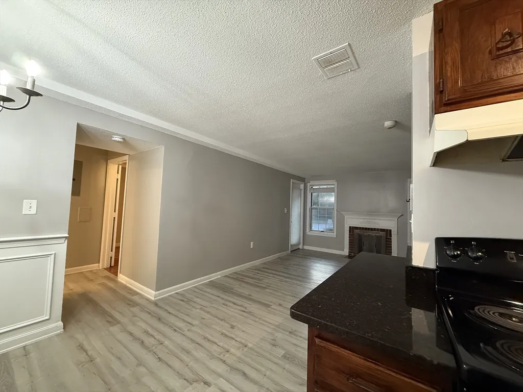 34 Walden Dr, Natick