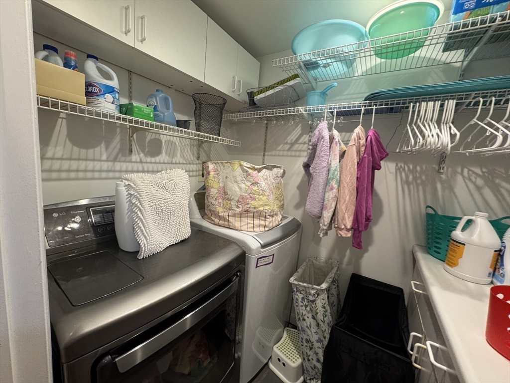 45 Dexter Rd, Newtonville