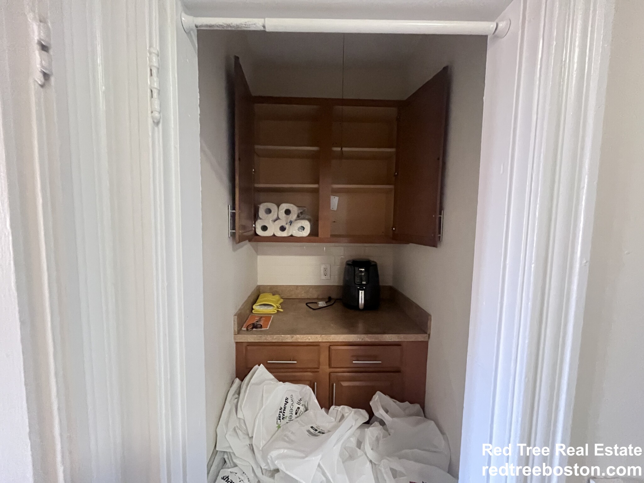 127 Washington St, Brighton