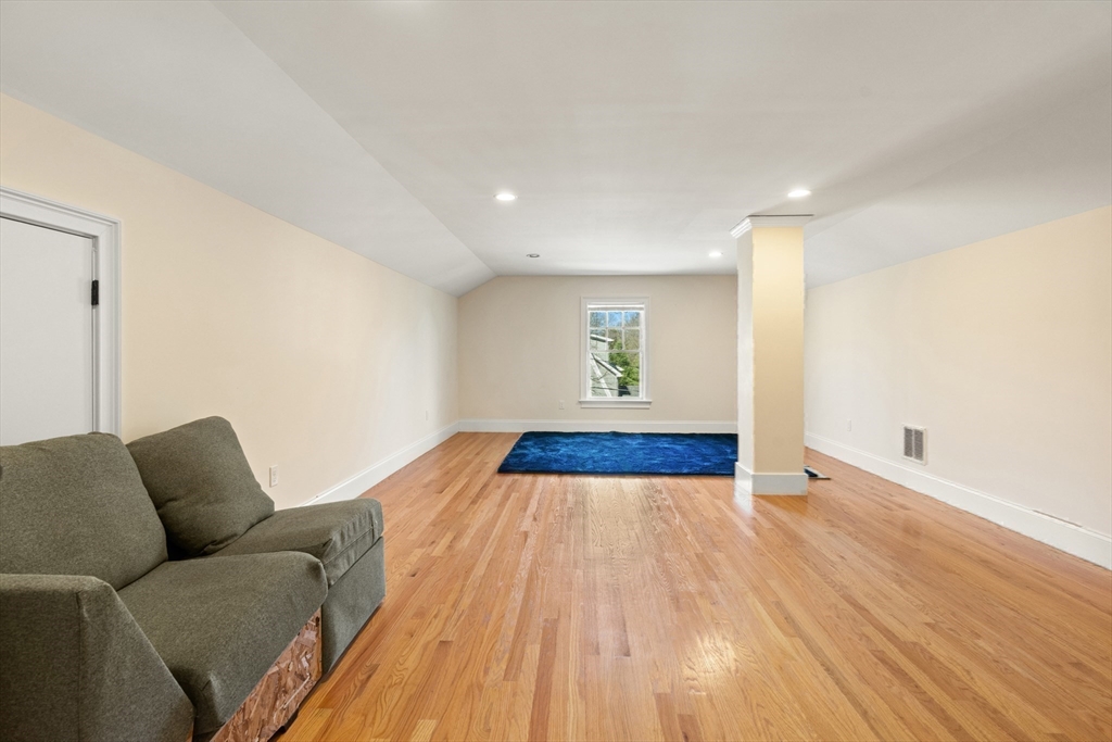 36 Normandy Rd, Lexington