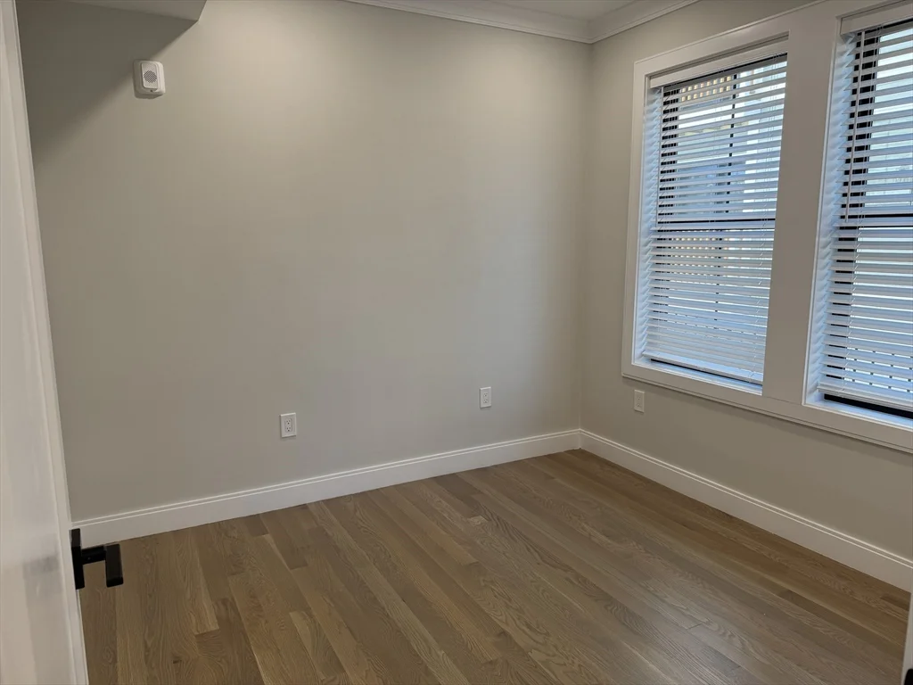 283 Lamartine St, Jamaica Plain