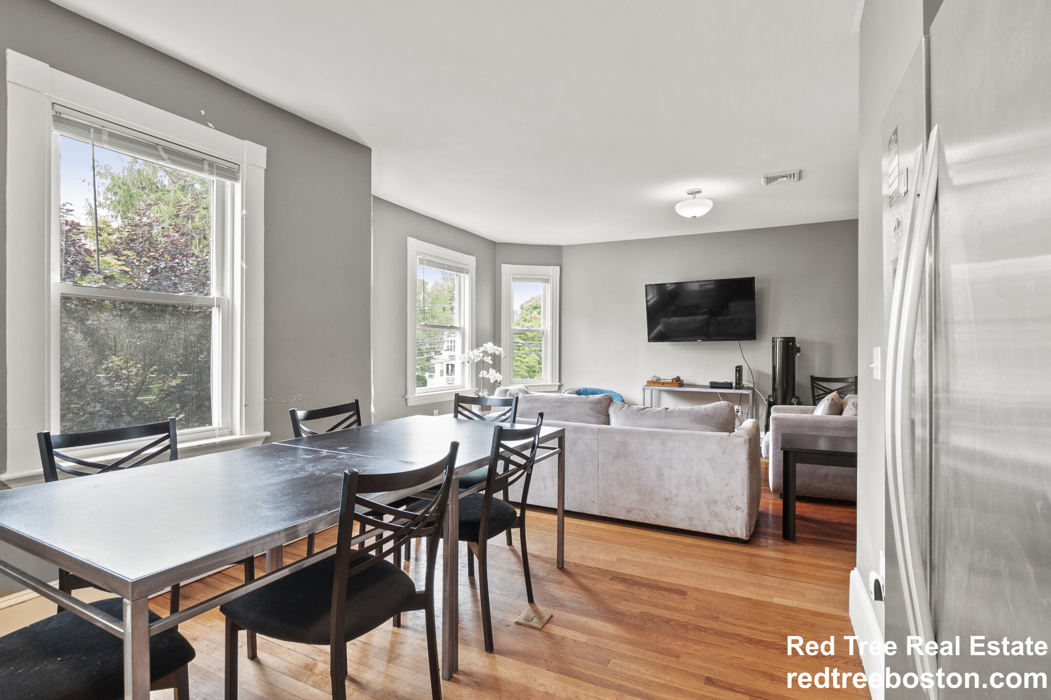 139 Adams St, South Side