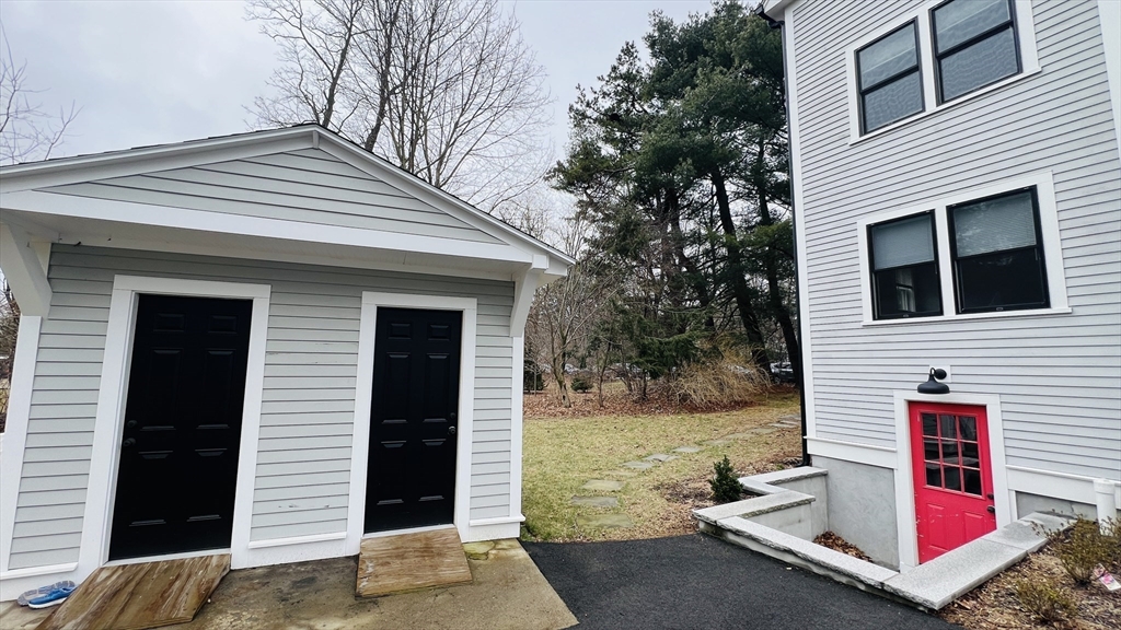 440 Washington St, Wellesley