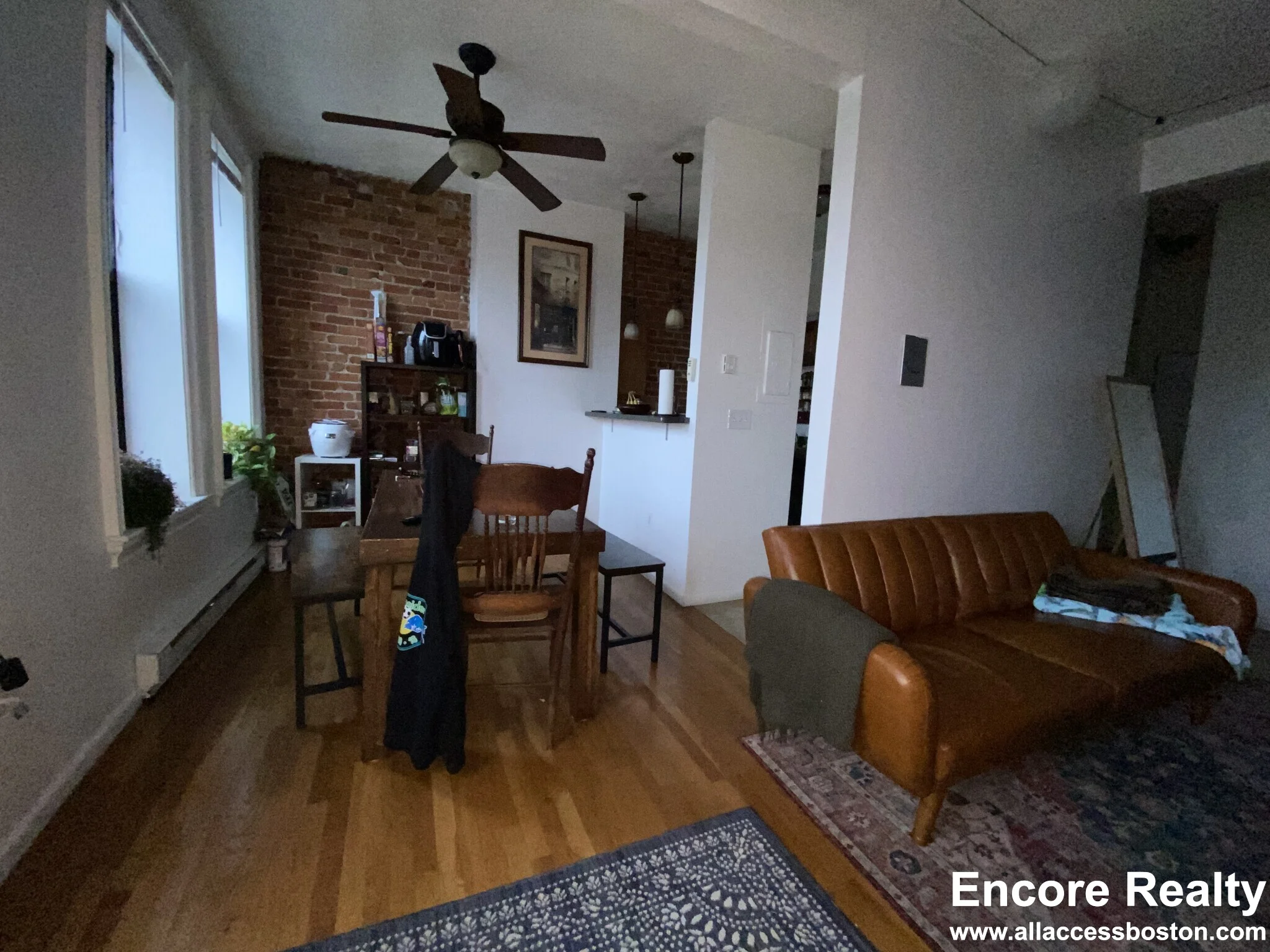 23 Cortes St, Back Bay