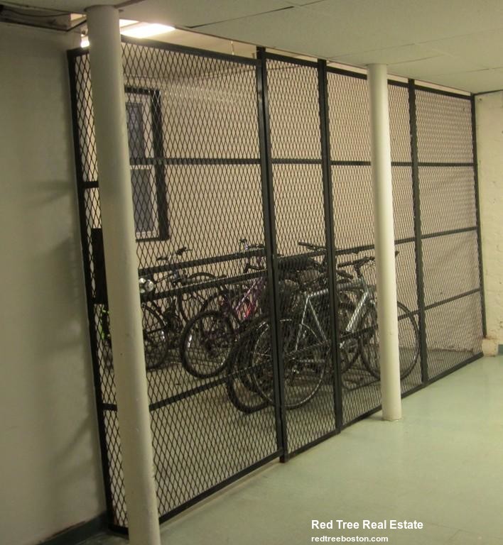 31 Queensberry St, Fenway