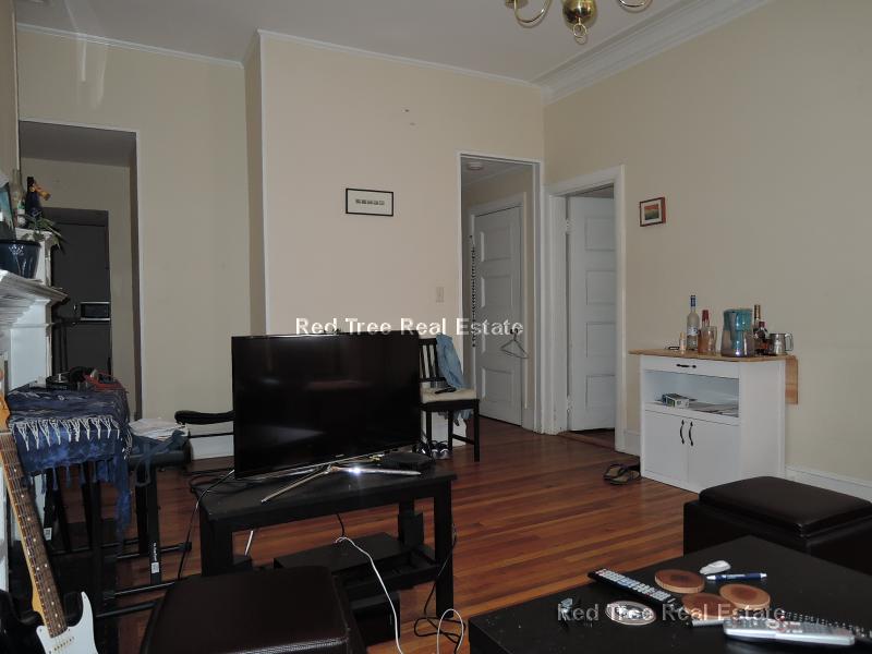 206 Commonwealth Ave, Back Bay