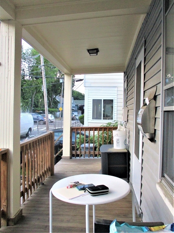 71 Hooker St, Allston