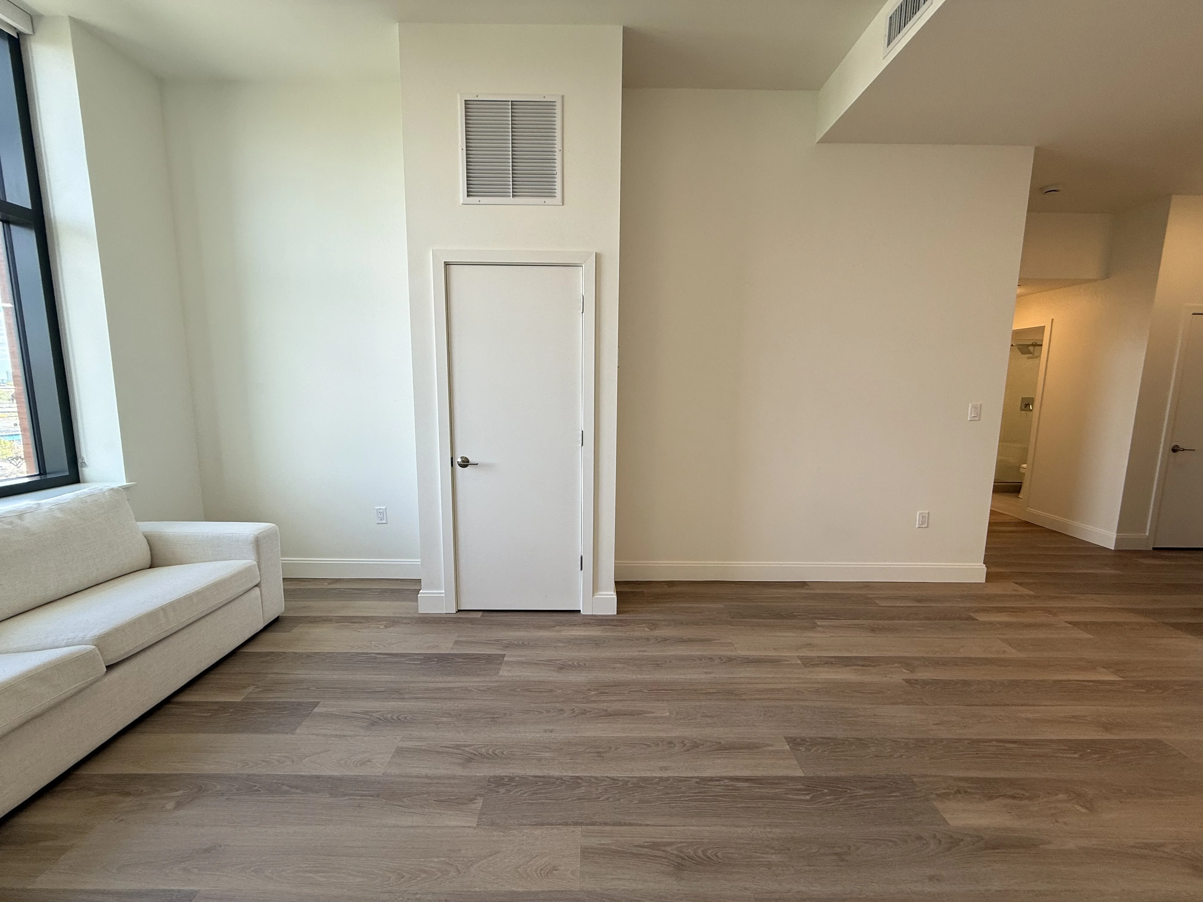 1079 Commonwealth Ave, Allston