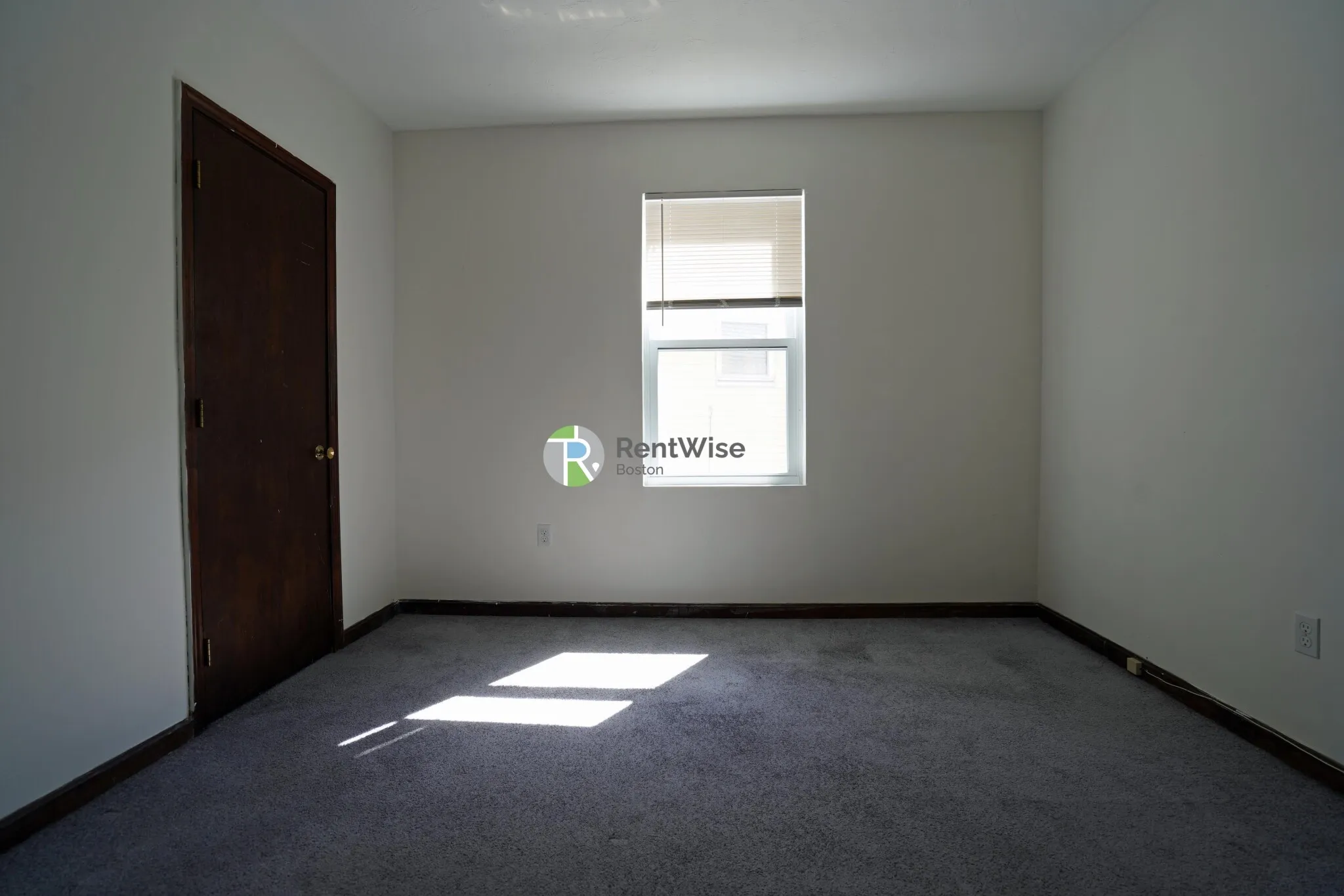 87 Sheridan St, Jamaica Plain