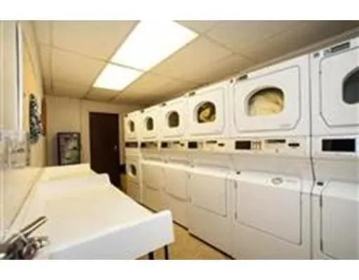 8 Garrison St, Back Bay