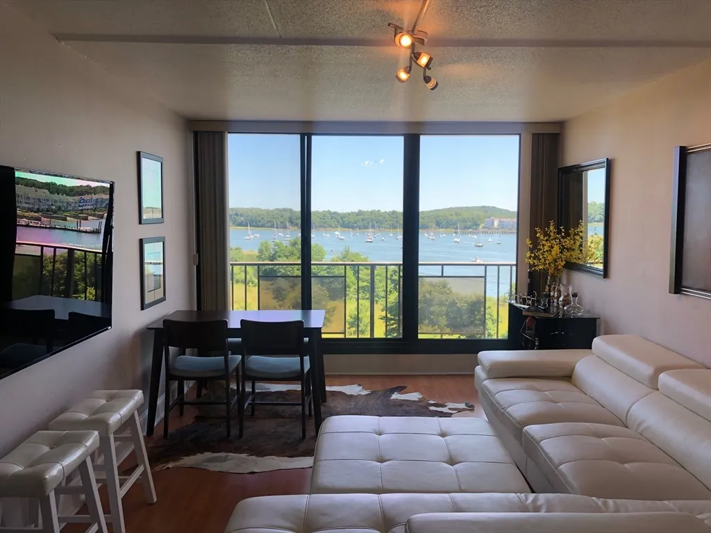 73 Broad Reach, Weymouth