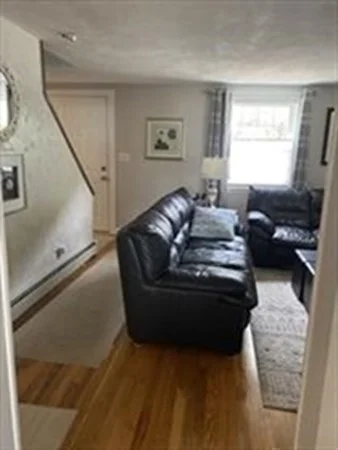 272 Brook St, Nobscot