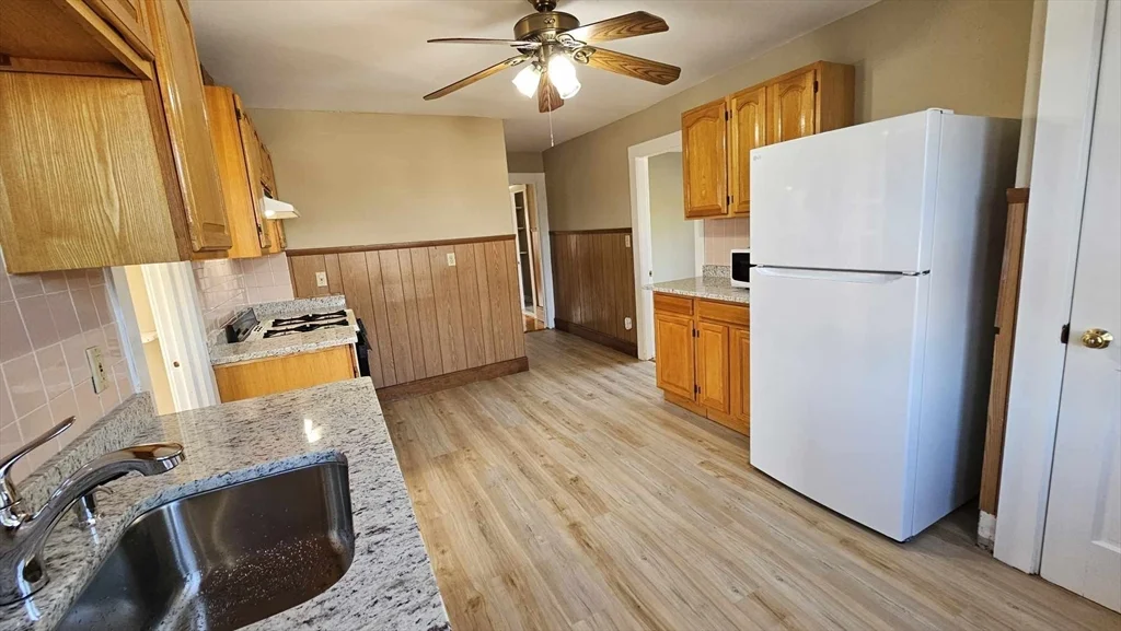 9 Sanger St, Medford