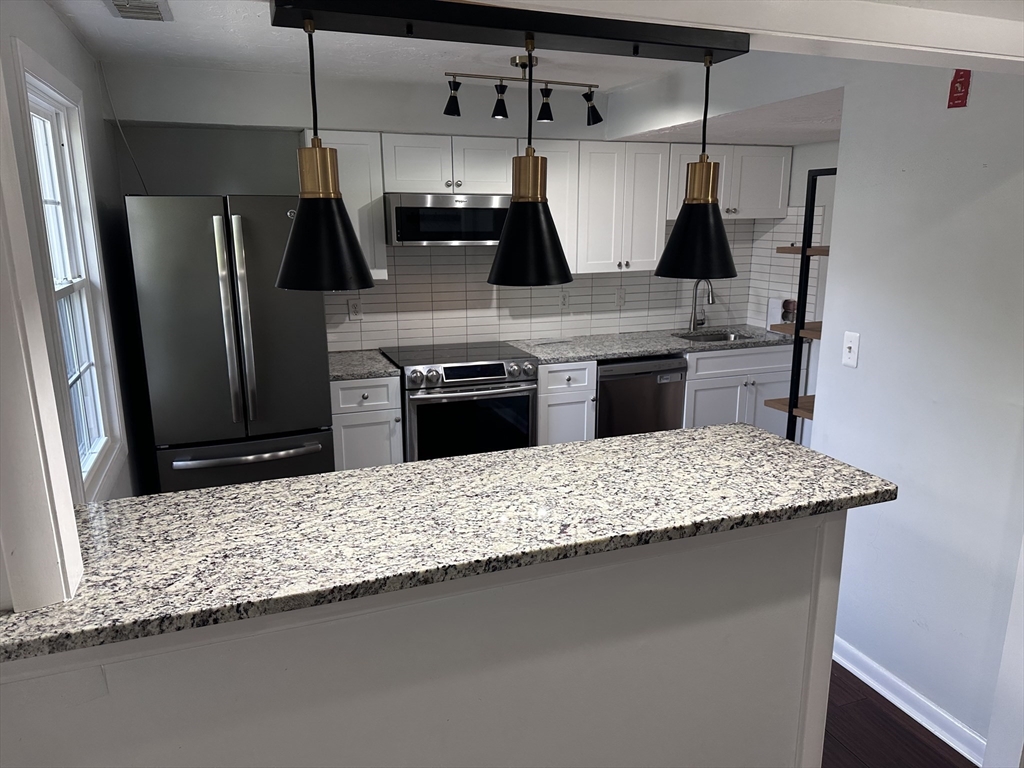 107 Erin Rd, Stoughton