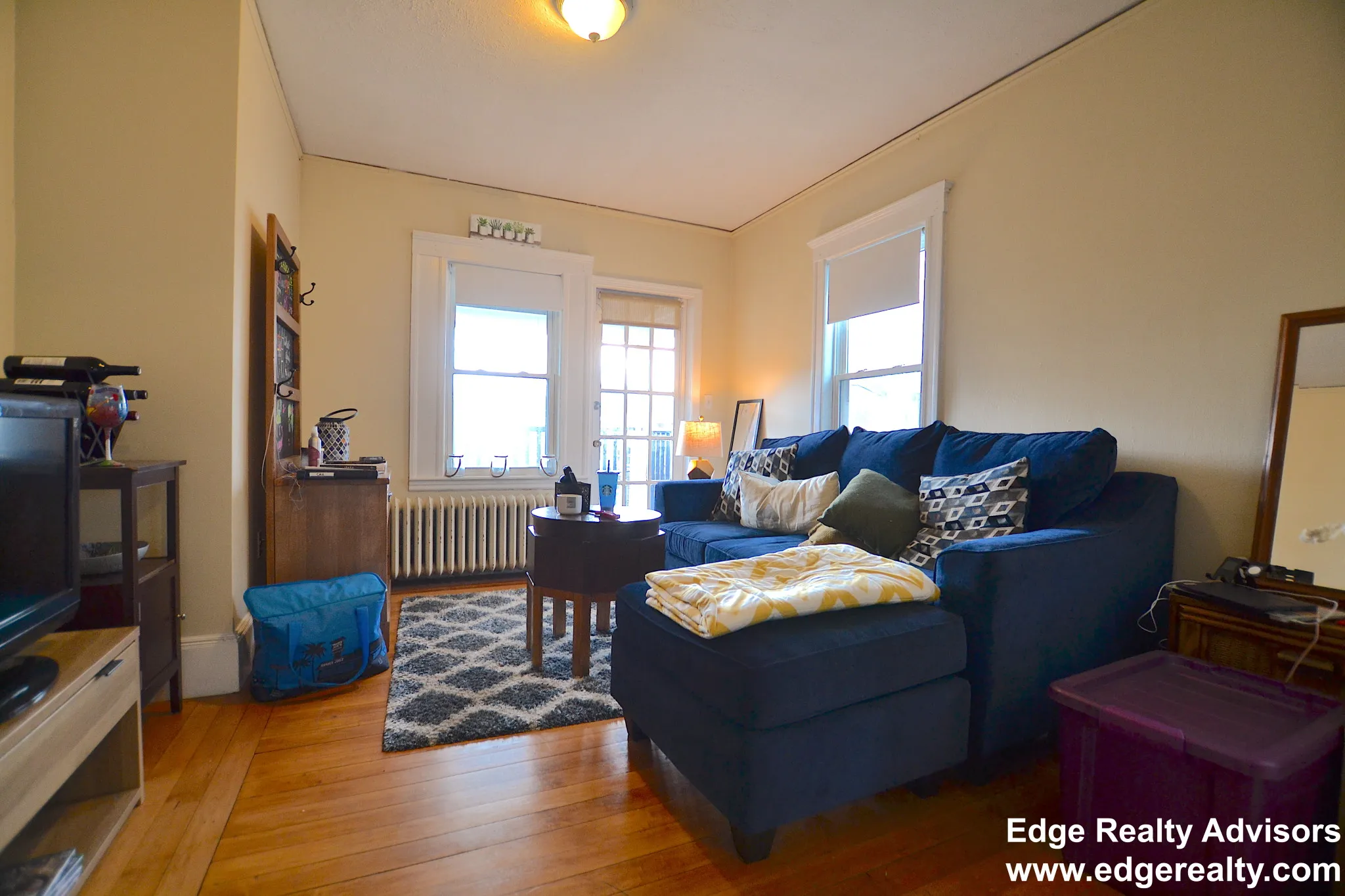 50 Atkins St, Oak Square