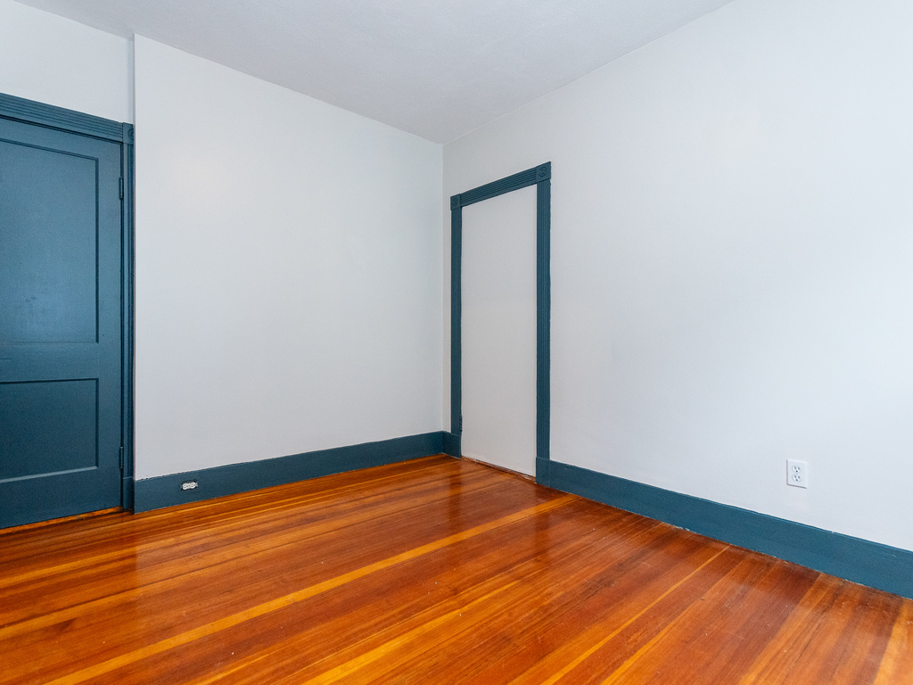 5 bed, 2 bath apartment for rent at 46 Shepton St Unit 2, Dorchester — photo 27 of 64