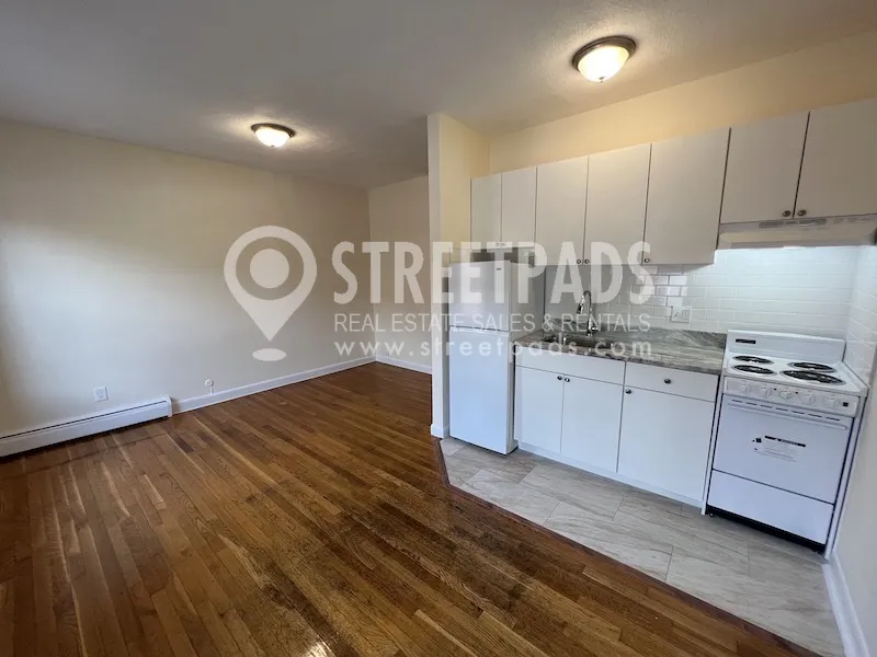 172 North Beacon St, Brighton