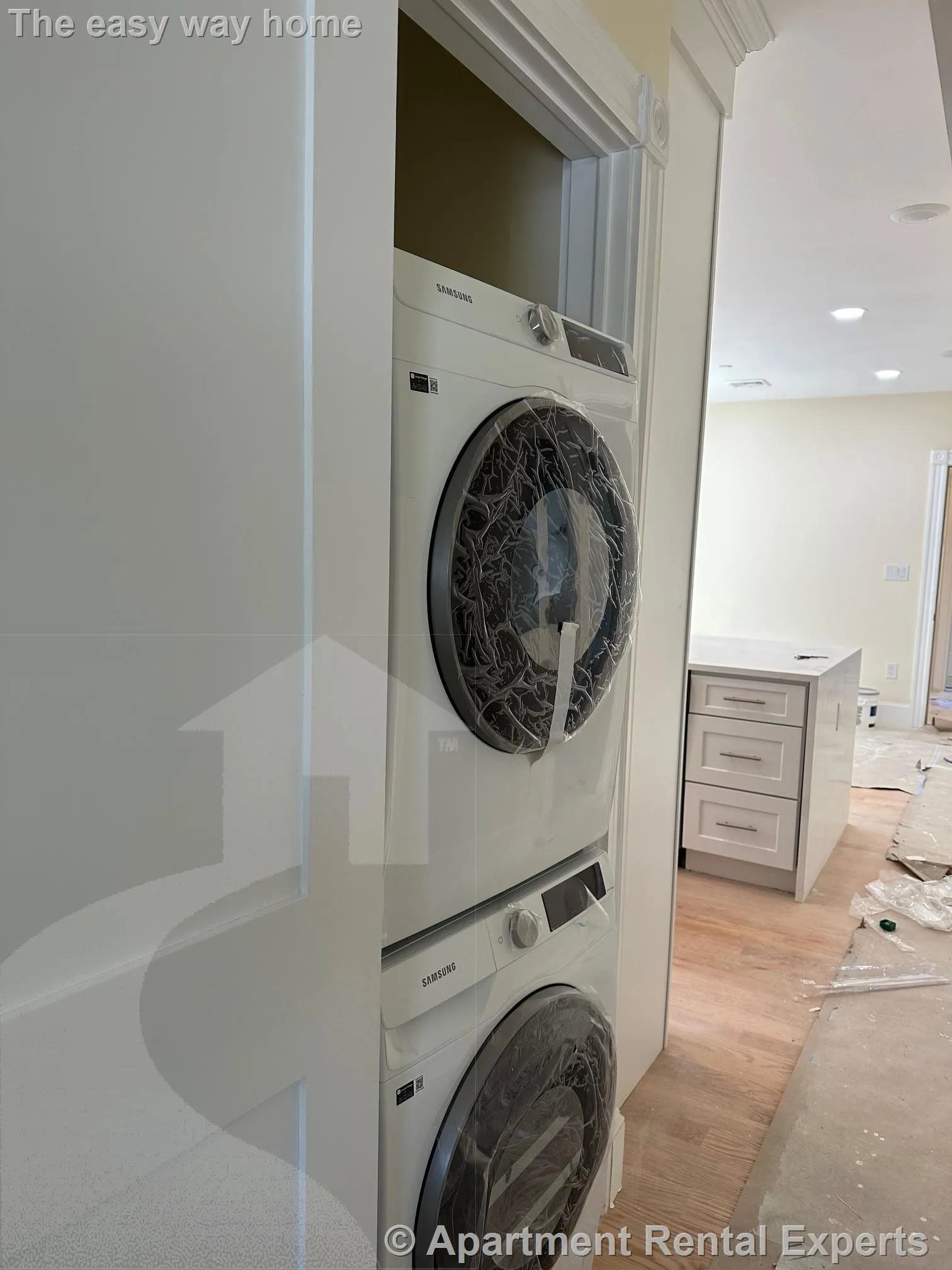 32 Putnam Ave, Riverside