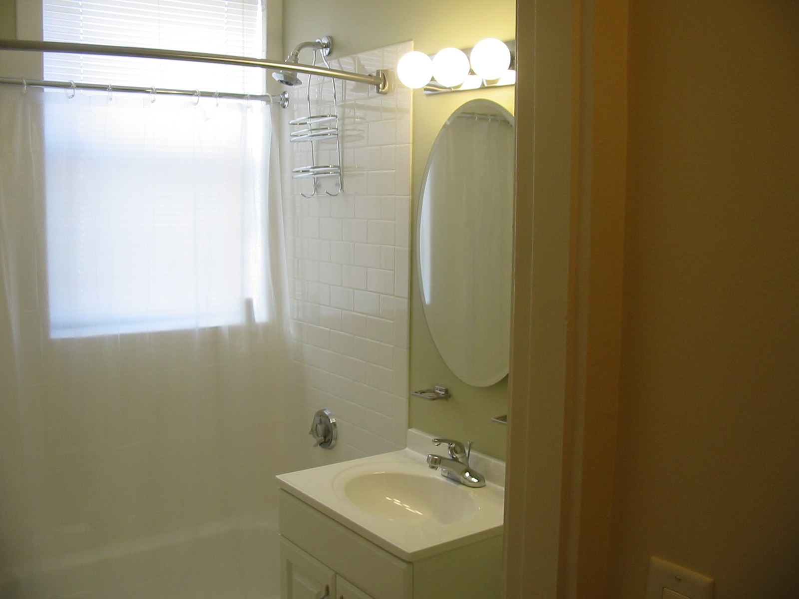 49 Burbank St, Fenway