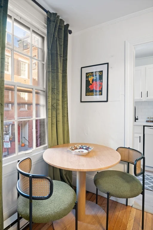 102 Revere St, Beacon Hill