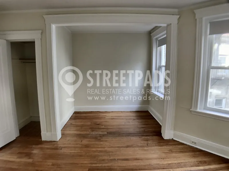 1197 Boylston St, Fenway