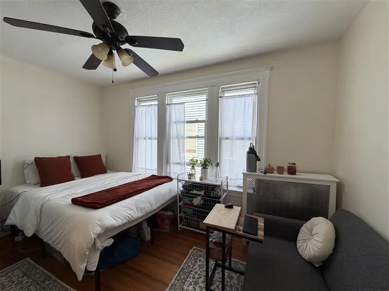 35 Magnus Ave, Ward Two