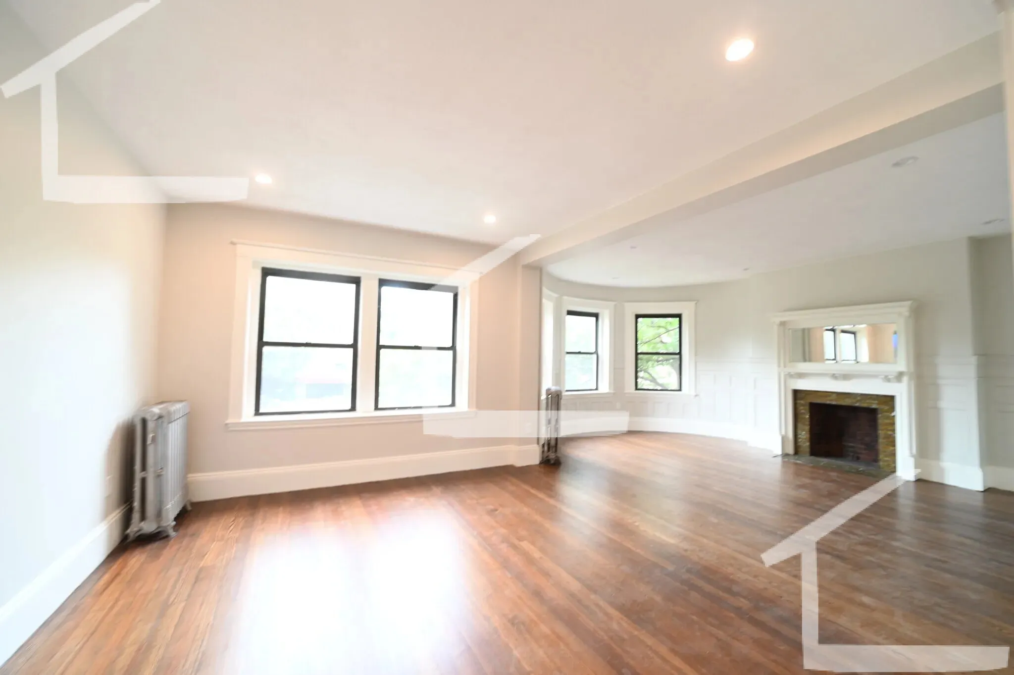 1855 Beacon St, Aspinwall Hill