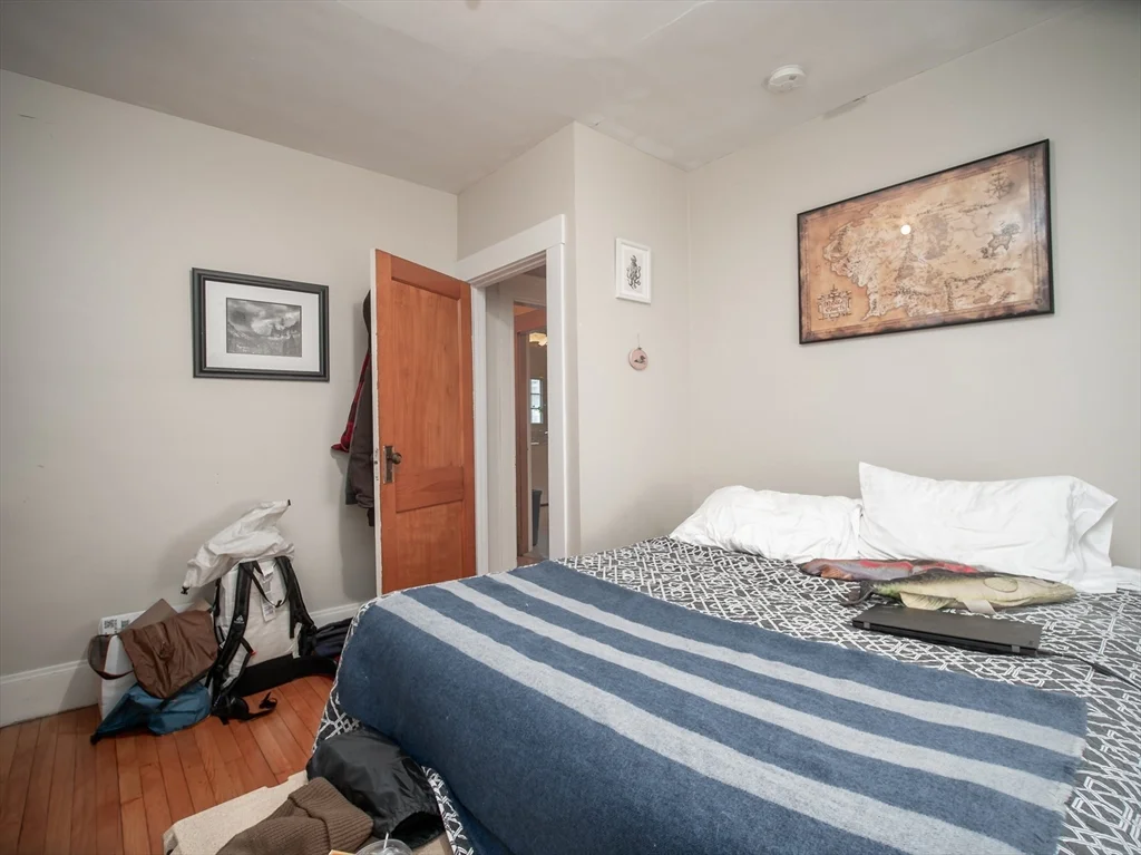 60 Powder House Blvd, Tufts