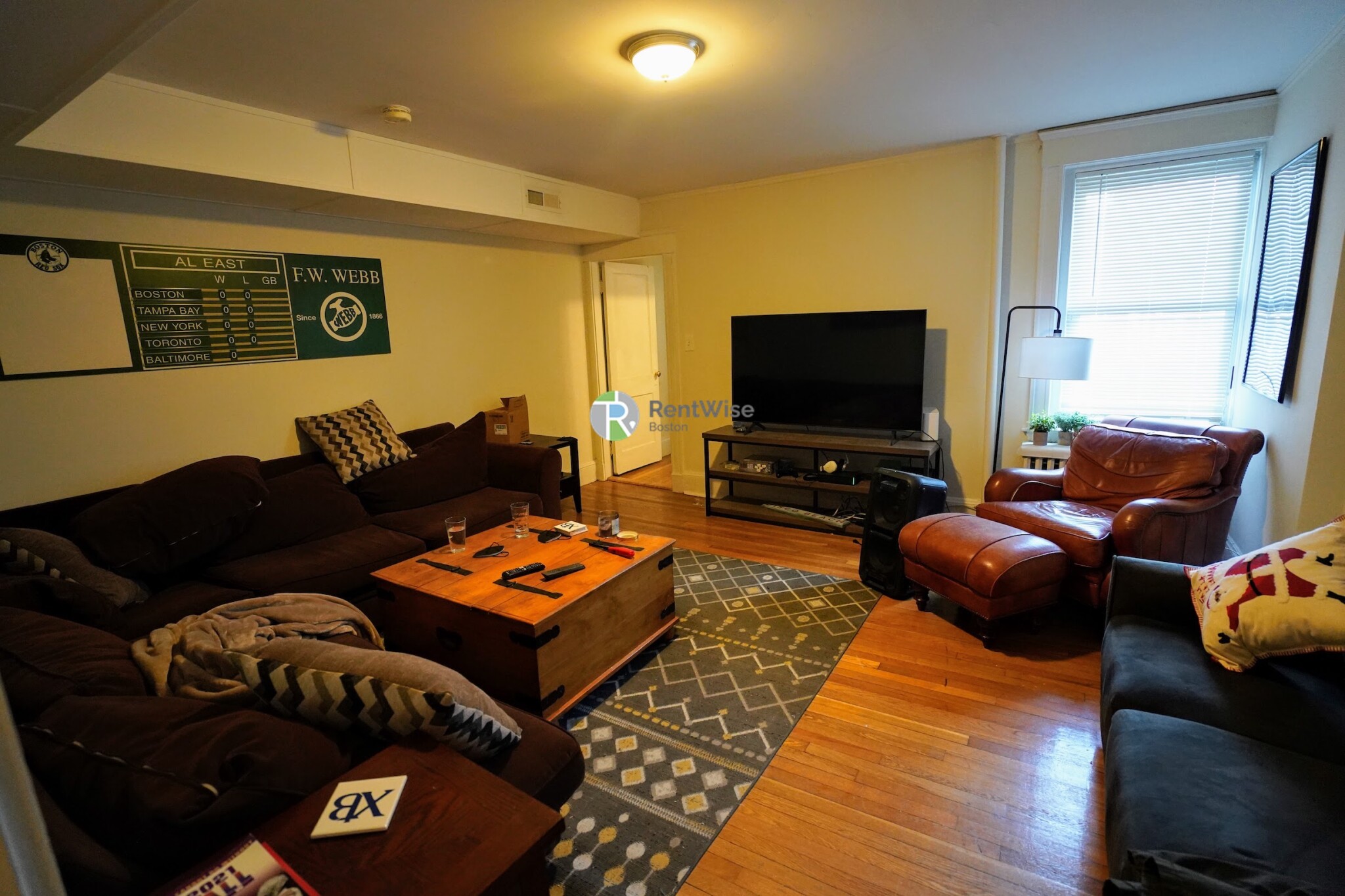 489 East Broadway, South Boston