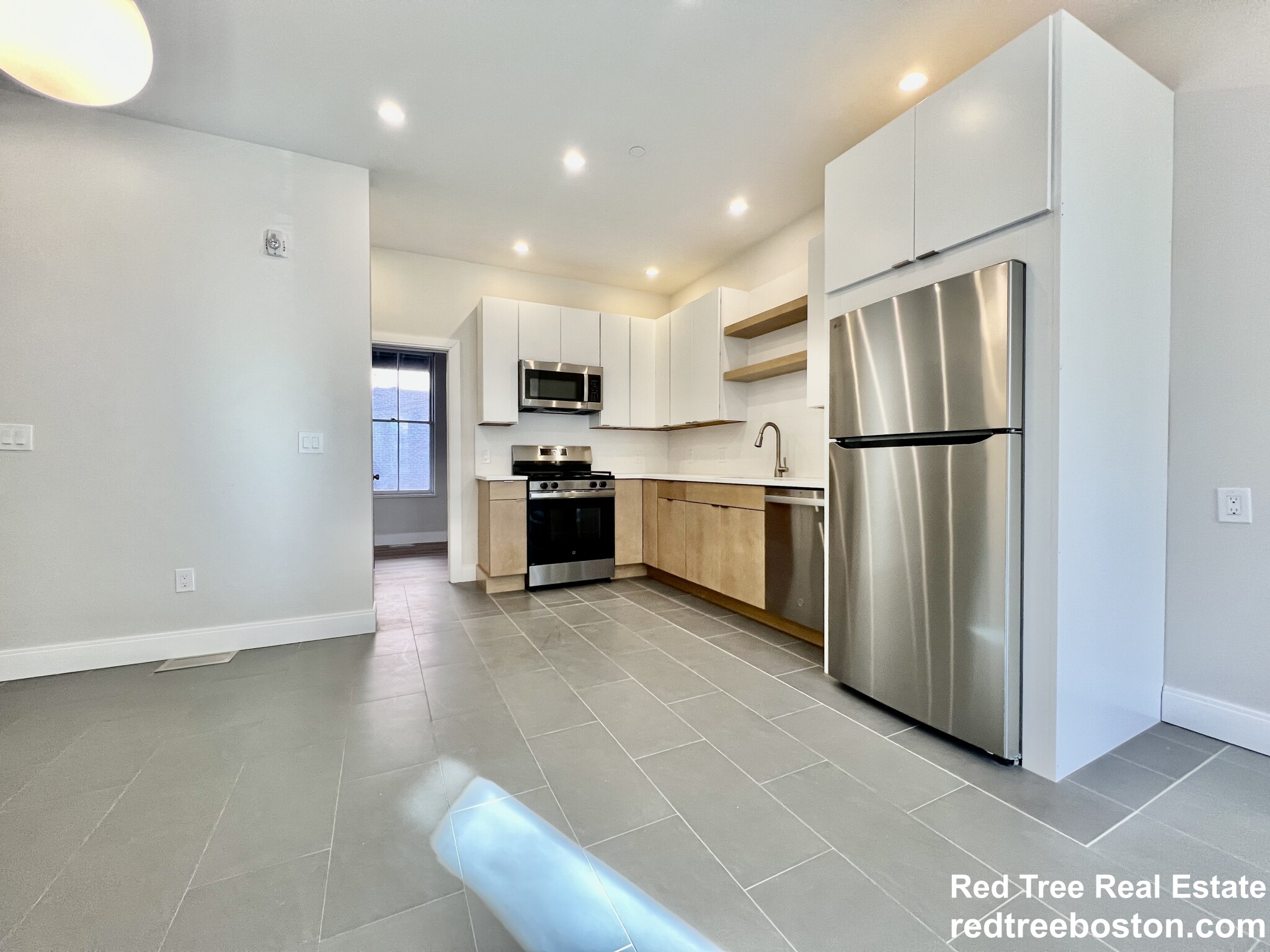 1607 Tremont St, Mission Hill