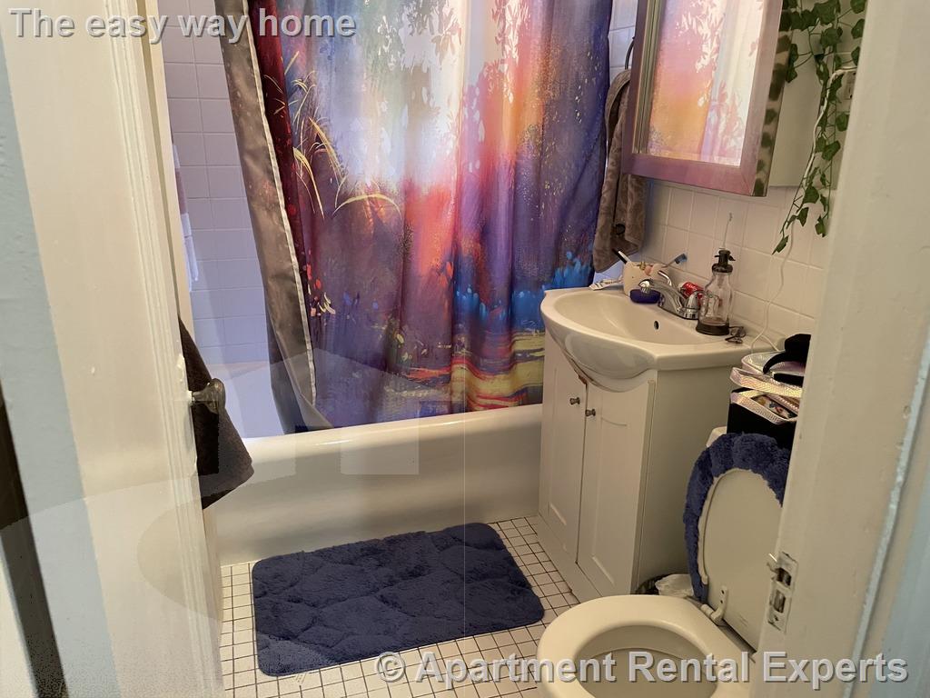 1558 Massachusetts Ave, Harvard Square