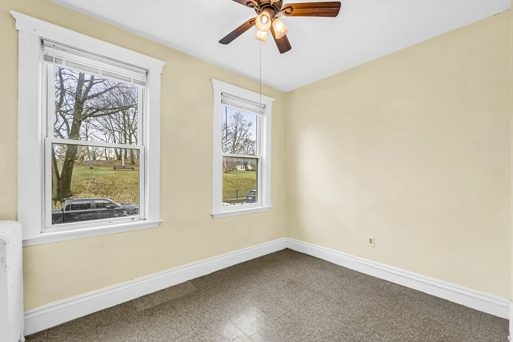 86 Winthrop St, Roxbury