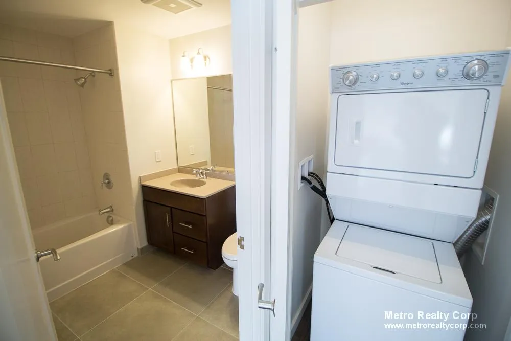 1 Whittemore Ave, North Cambridge