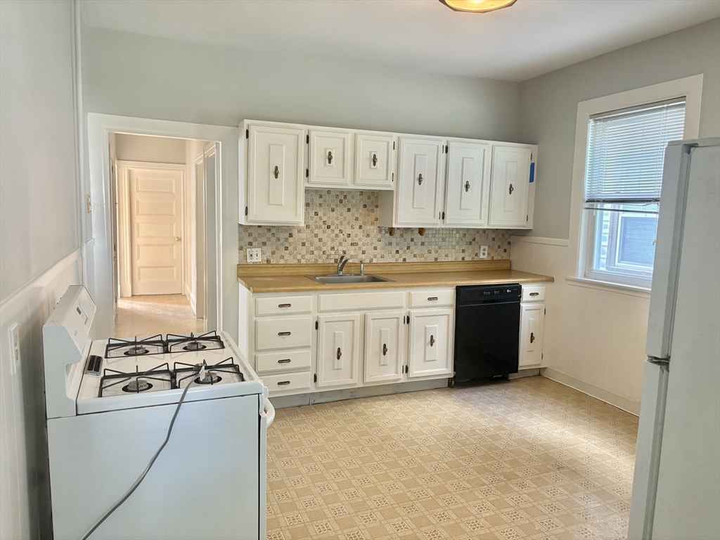 9 Madison St, West Medford