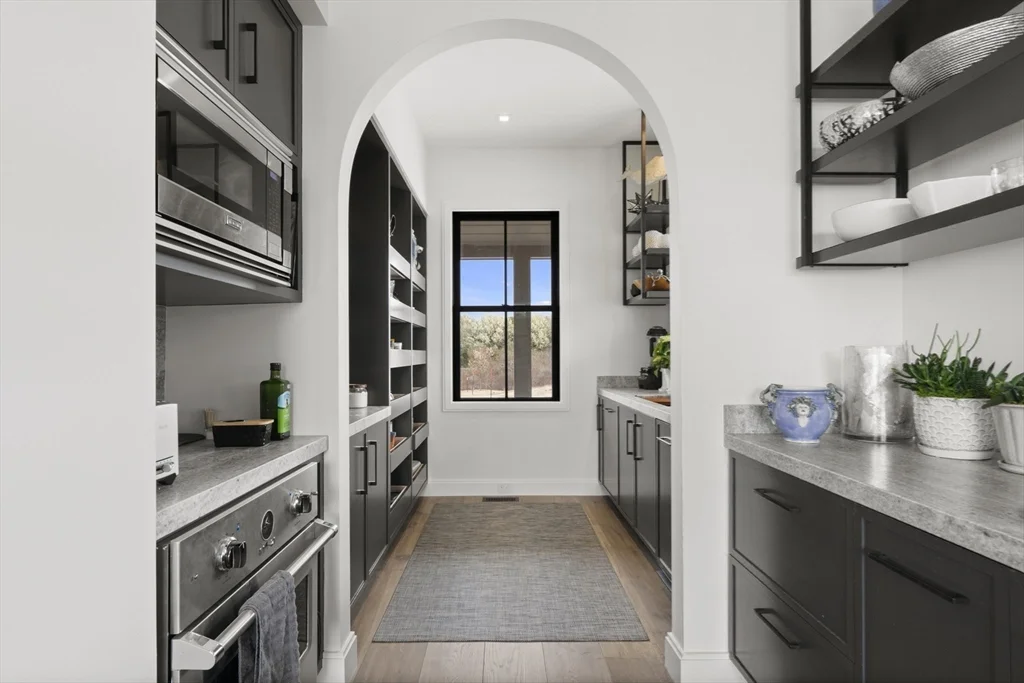 10 Maxey Pond Rd, Nantucket