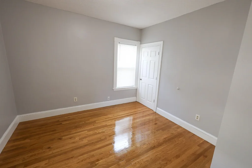 129 Draper St, Dorchester