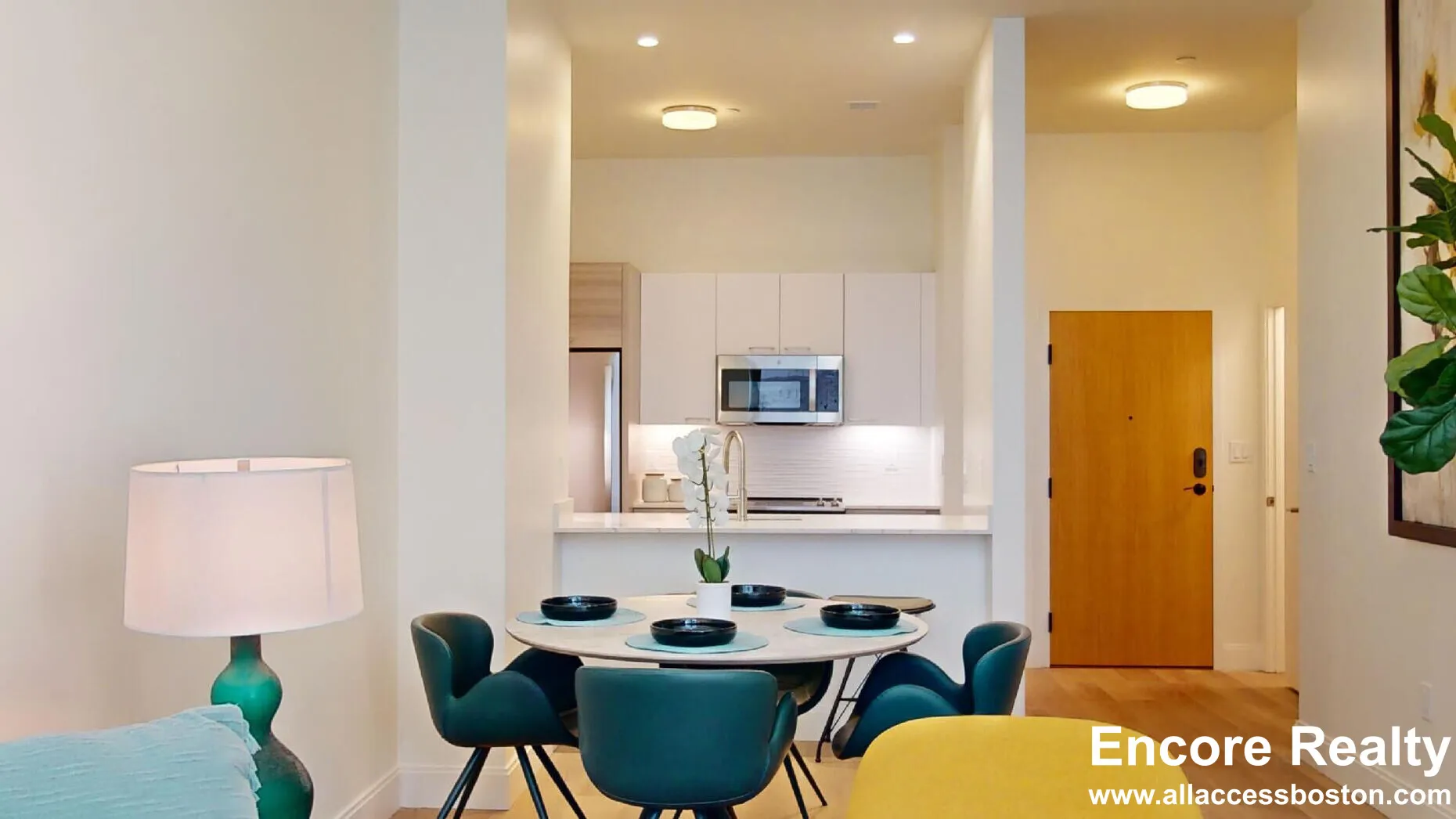 1079 Commonwealth Ave, Allston