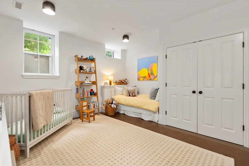 200 Amory St, Jamaica Plain